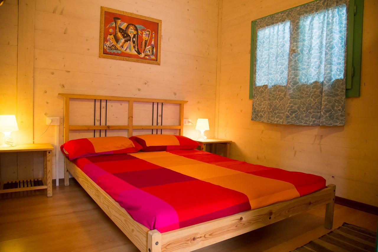Camping Oasi 马里纳迪马萨 外观 照片